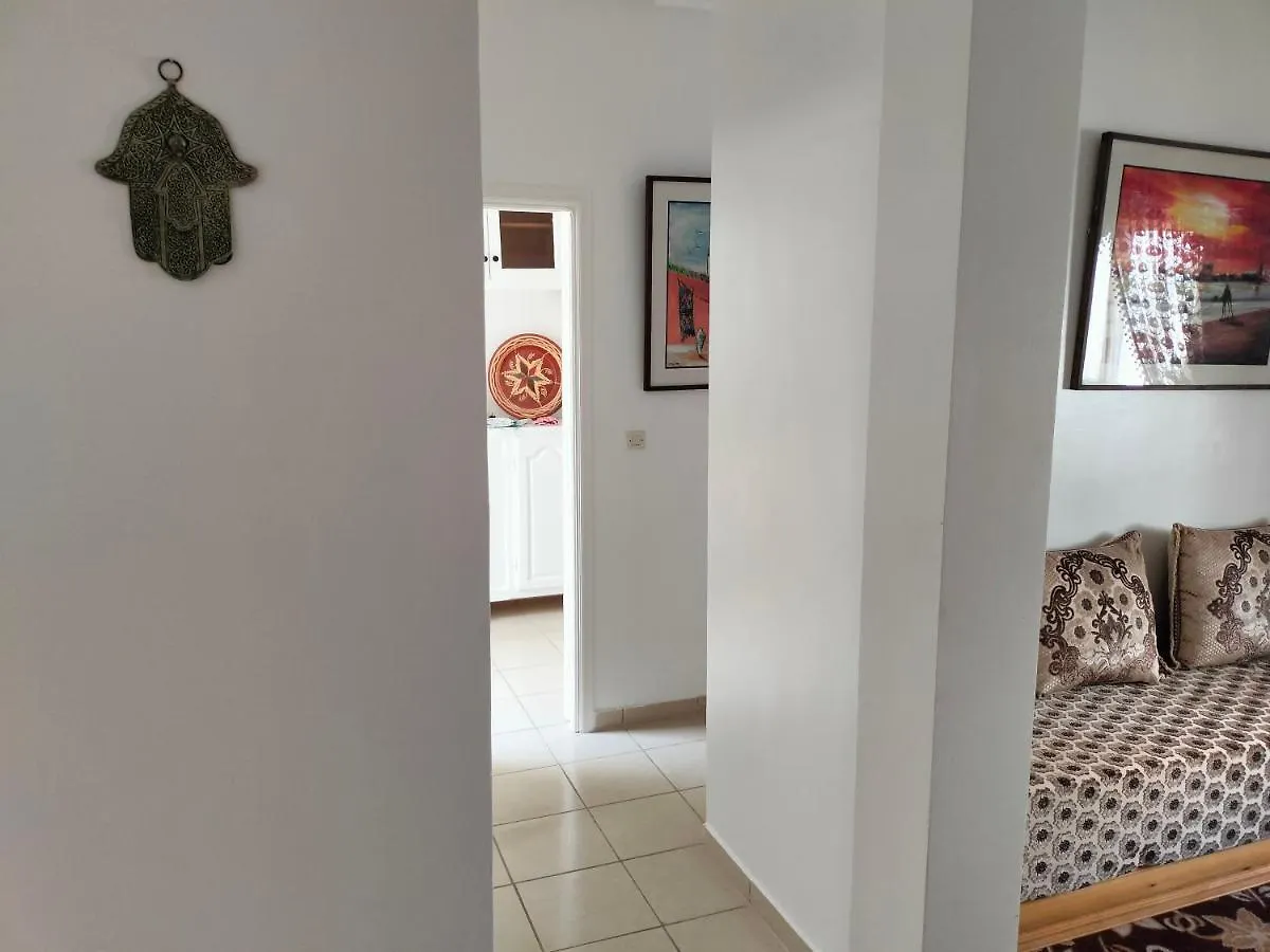 Appartement Calme Et Confortable Al Ghar Apartment